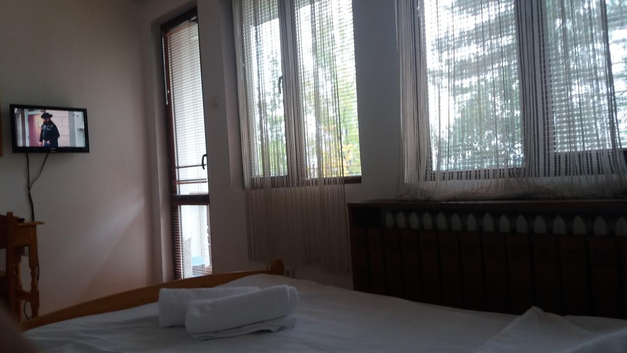 Chicho Tomovata Koliba Hotel Tryavna Exterior foto